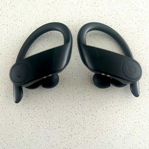 Powerbeats Pro All Black